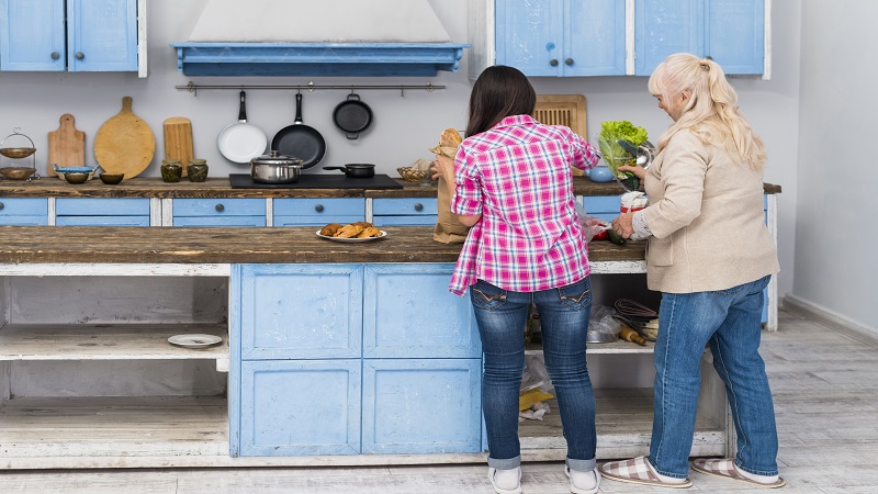These Kitchen Cabinet Colors Won’t Go Out of Style Anytime Soon for a Classic Look